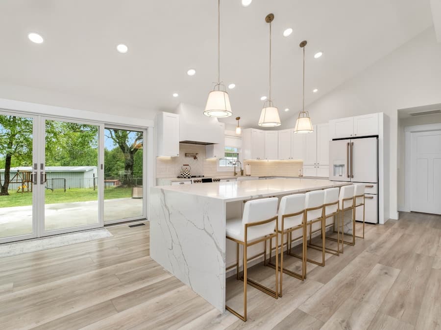 Contemporary Kitchen & Dining